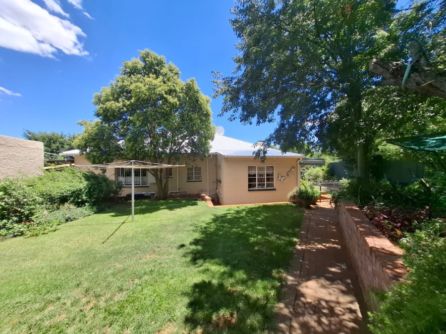 5 Bedroom Property for Sale in Westdene Free State